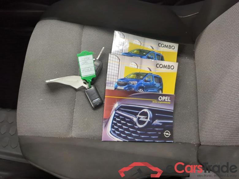 Opel Combo L1H1 1.5D 75kW S/S Edition 4d #4