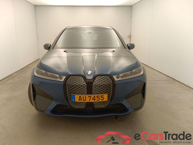BMW IX 72 kWh xDrive40 (240 kW) 5d #5