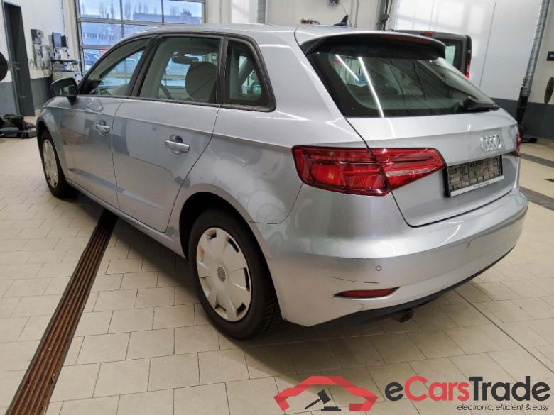 Audi A3 Sportback (8VF)(04.2016->) DE - LimS5 1.6 TDI EU6, Sportback basis, 2017 - 2018 #4