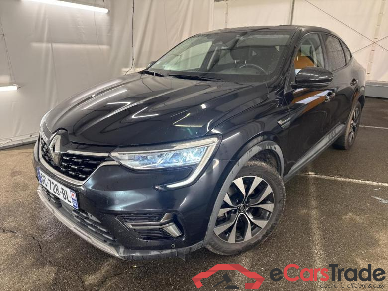 Arkana Business 1.6 E-TECH Hybrid 145CV BVA6 E6d