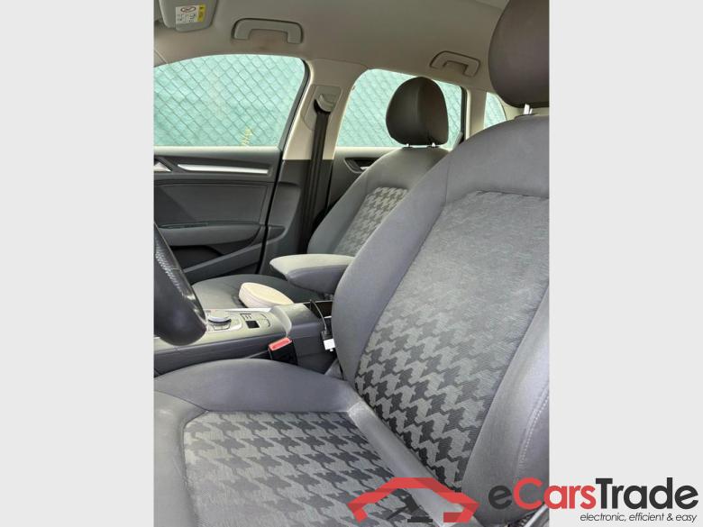 AUDI A3 Sportback Audi A3 Sportback Attraction 1.6 TDI  81(110) kW(ch) 6 vitesses #6