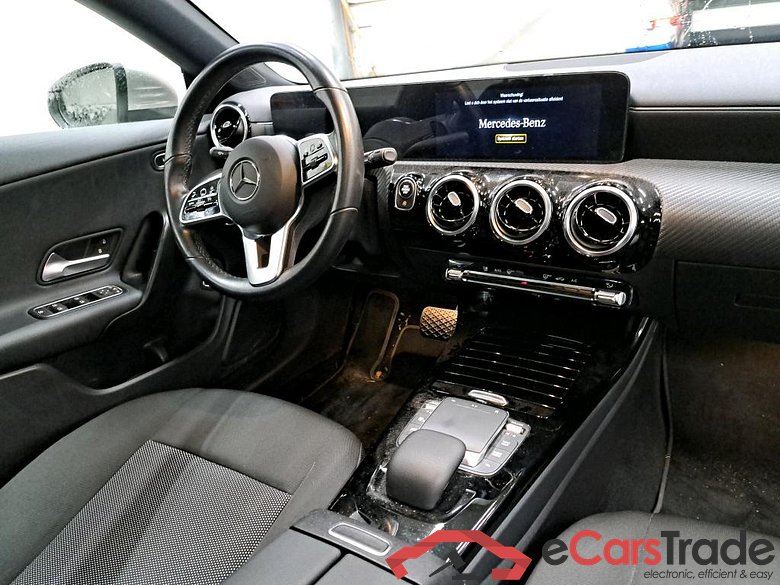 Mercedes CLA 180d SB Aut. Pano LED-Xenon Widescreen Navi KeylessGo Camera Klima PDC ... #3