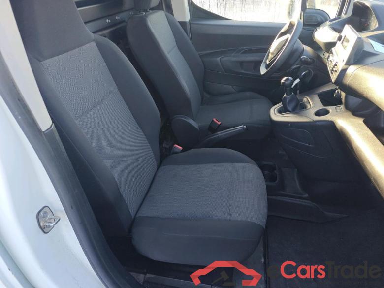 PEUGEOT Partner / 2018 / 3P / furgón derivado de turismo Pro Standard 600kg BlueHDi 73kW (AC) #6