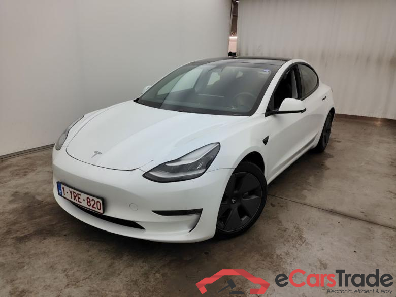 Tesla Model 3 Long-Range Dual Motor AWD 4d