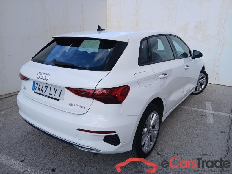 AUDI A3 / 2020 / 5P / berlina con portón Sportback Advanced 30 TFSI 81kW S tronic (AC) #2