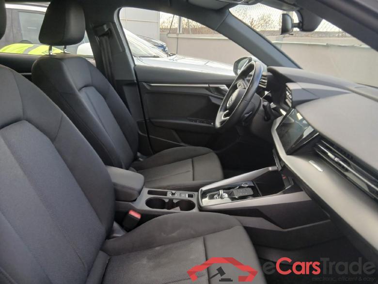 AUDI A3 / 2020 / 5P / berlina con portón Sportback Advanced 30 TFSI 81kW S tronic (AC) #6