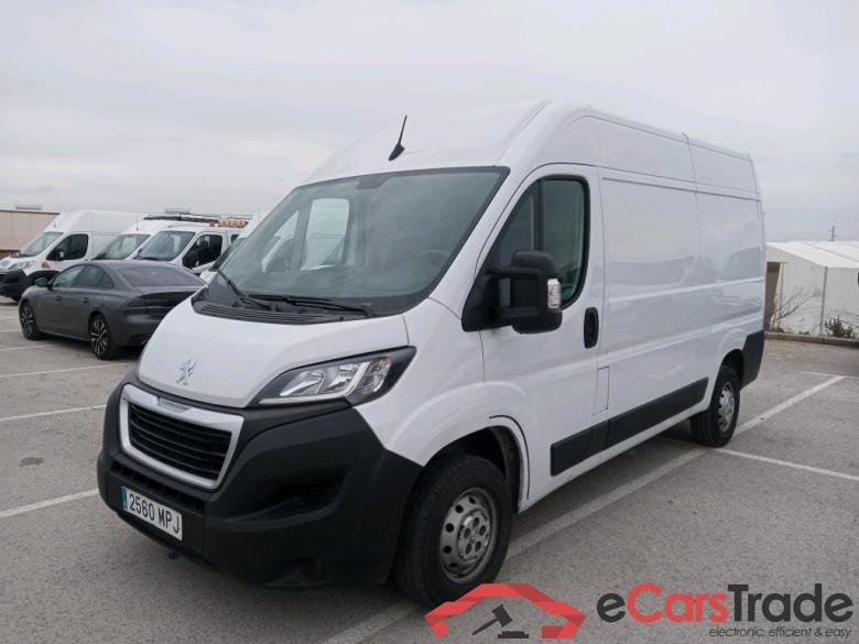 PEUGEOT Boxer / 2014 / 4P / furgón 333 L2 H2 BHDI 88kW (120CV) S&S 6 V. M #1