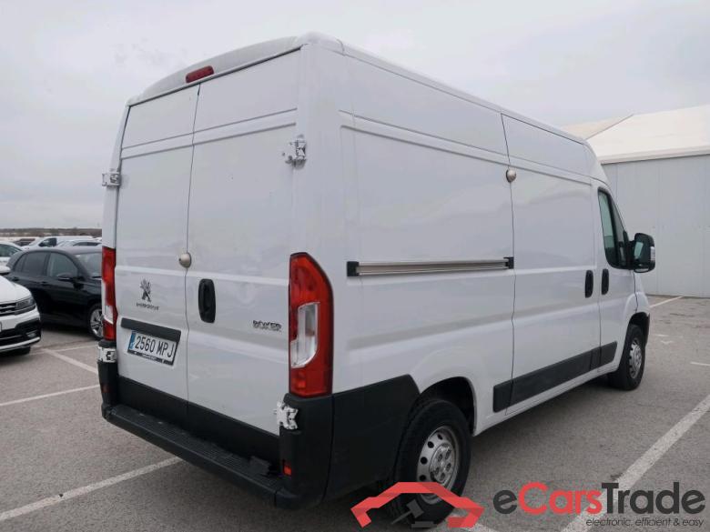 PEUGEOT Boxer / 2014 / 4P / furgón 333 L2 H2 BHDI 88kW (120CV) S&S 6 V. M #2