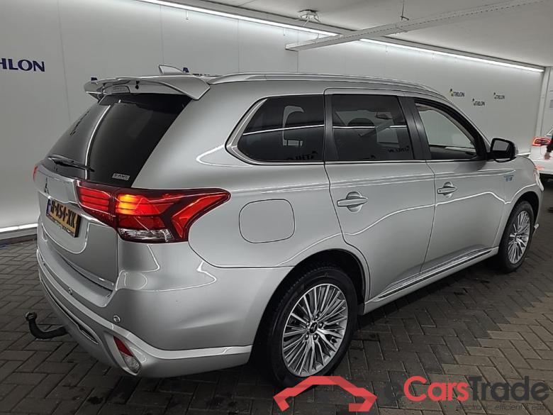 MITSUBISHI Outlander PHEV Intense+ 5D 165kW uitlopend #3