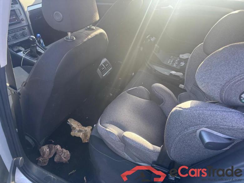 VOLKSWAGEN Golf VII Golf   Trendline 1.2 TSI BlueMotion Technology 77 kW (105 ch) 6 vitesses manuel #6