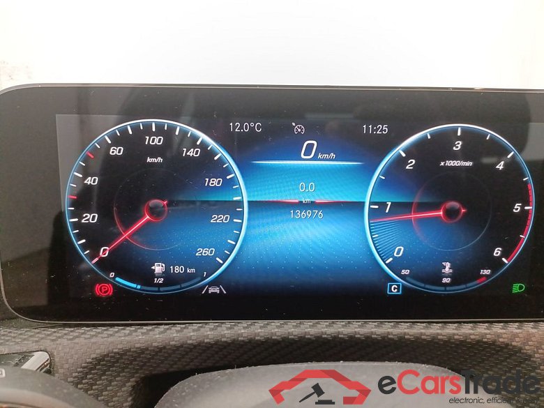 Mercedes-Benz CLA CLA 180 d Business Solution 4d #6