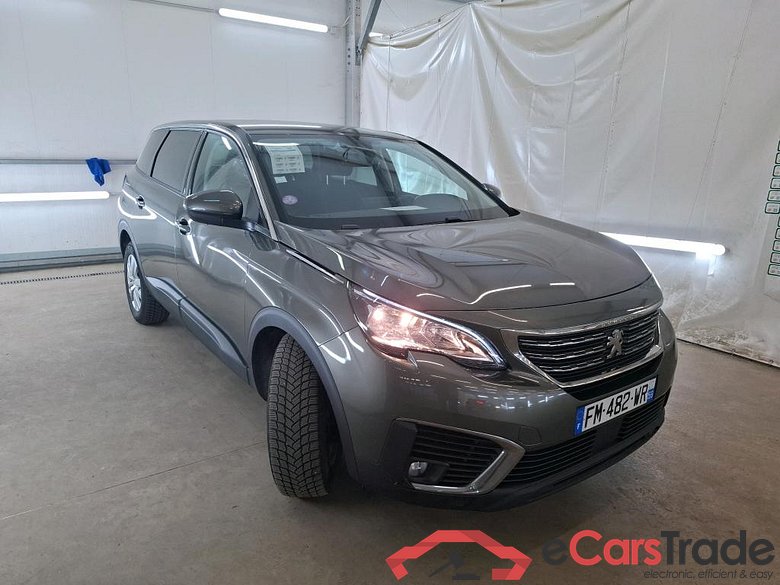 Peugeot 5008 1.2 PureTech 7PL I-Cockpit Navi Klima PDC ... #2