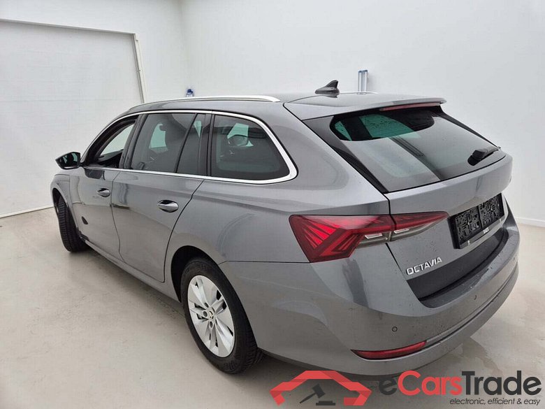 Skoda Octavia 2.0 CRTDI 150Hp Clever LED Virtual Navi 1/2 Sport-leather KeylessGo Camera Klima PDC ... #4