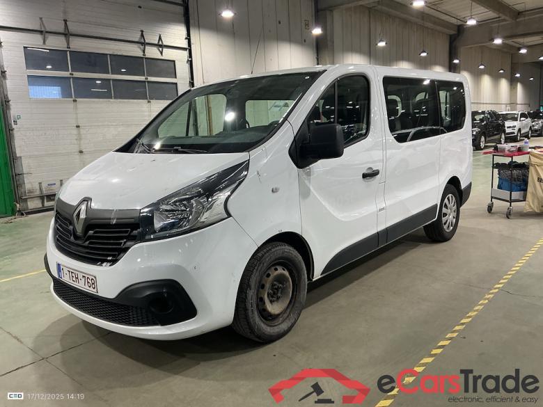 RENAULT TRAFIC PASSENGER DIESEL - 2014 1.6 dCi Grand Confort #1