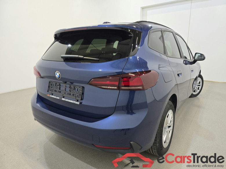 BMW 218d Active Tourer Travel Aut. Pano LED LC-Pro Navi KeylessGo Camera Klima PDC ... #4