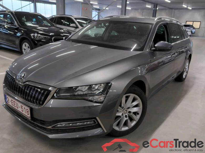 SKODA - SKO SUPERB COMBI 1.4 TSI iV 218PK DSG6 Ultimate Pack Clever & Adaptive Cruise Control  * HYBRID *