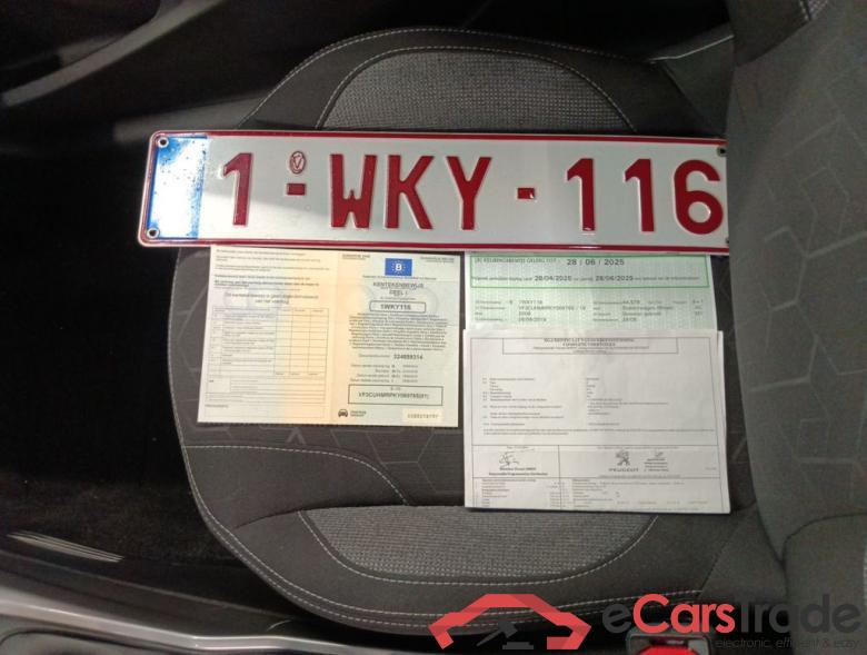 Peugeot 2008 1.2 Puretech 61kW S&S Active 5d #4