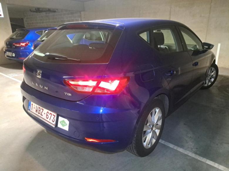 SEAT Leon 1.4 TGI CNG Style DSG CLUB #4