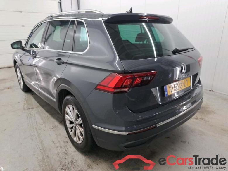 VOLKSWAGEN Tiguan 1.5 TSI Life Bns #6