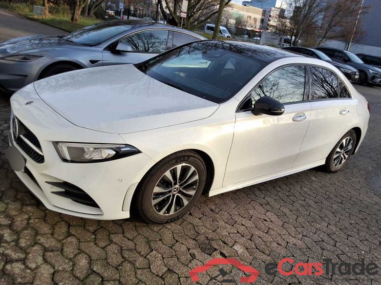 Mercedes-Benz A Limousine (BM 177)(08.2018->) DE - Lim4 A 200 EU6d, Lim. AMG Line (EURO 6d), 2019 - 2022