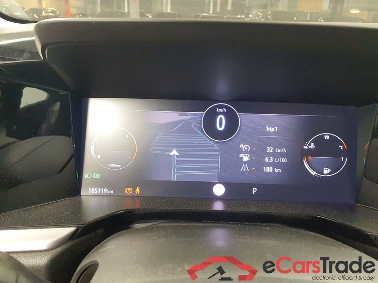 Opel Grandland 1.5 Turbo D S/S AT8 Business Elegance 5d #4