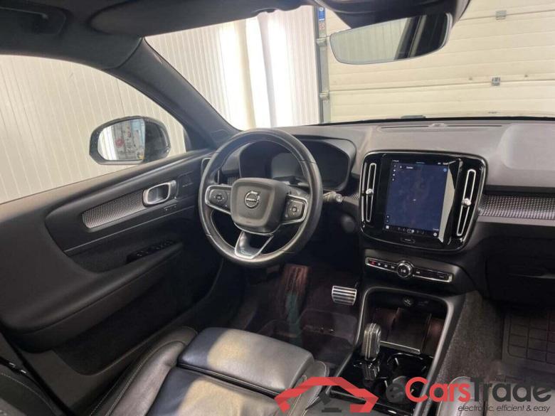 VOLVO XC40 Recharge P8 AWD RDes #3