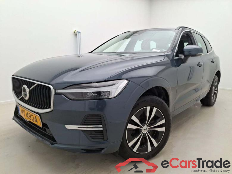 VOLVO XC60 B4 MOMENTUM PRO AUT