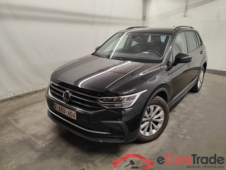 Volkswagen Tiguan 1.4 eHybrid DSG Life 5d #1