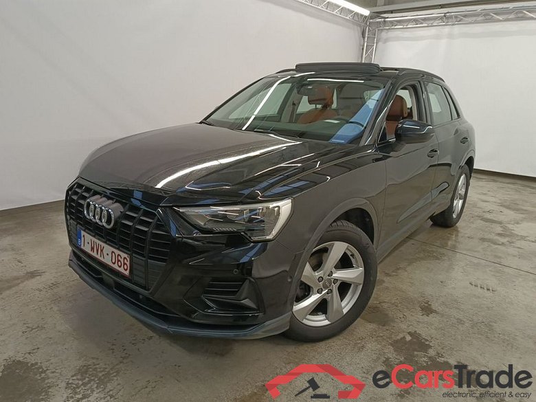 Audi Q3 35 TDI S tronic Advanced Business Editio 5d