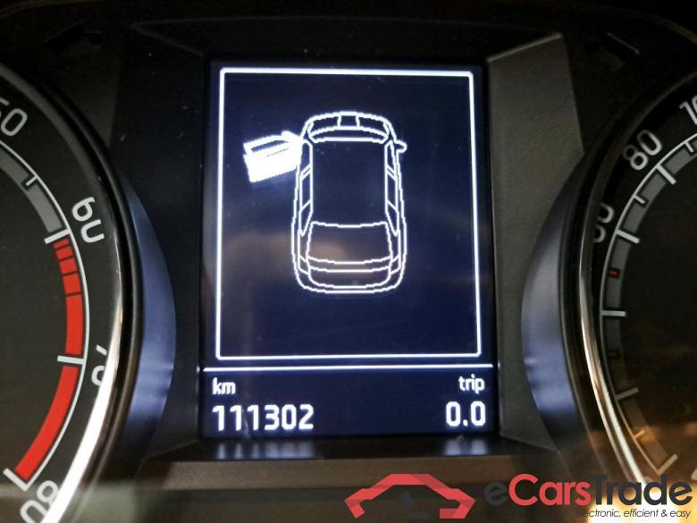 SKODA - SKO FABIA COMBI TSI 95PK Ambition & Comfort & Towing Hook * PETROL * #5