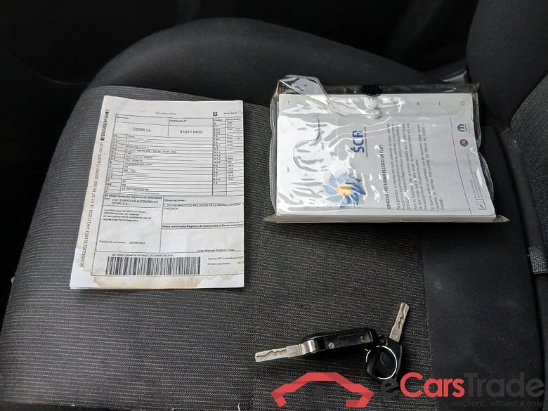 FIAT Doblò Cargo/2015/4P/furgón derivado de turismo Cargo SX 1.3 Mjet 70 kW (95 CV) #5