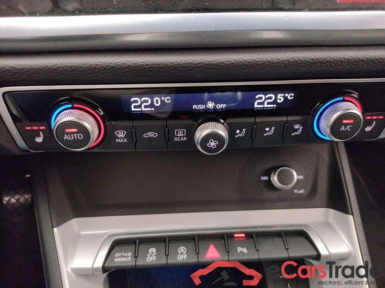 AUDI Q3 Sportback 35 TFSI Adv Edition #5