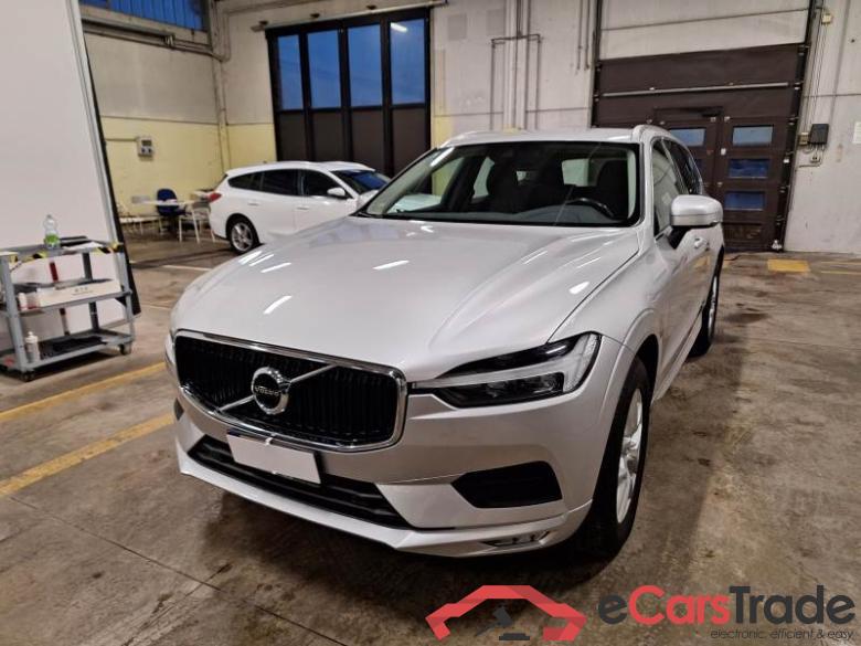 VOLVO XC60 / 2017 / 5P / SUV B4 D AWD AUTOMATICO MOMENTUM PRO #1