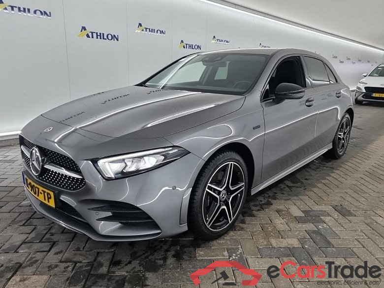 MERCEDES-BENZ A-klasse A 250 e 8G-DCT Business Sol AMG Limited 5D 160kW #1