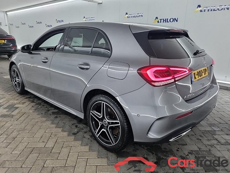 MERCEDES-BENZ A-klasse A 250 e 8G-DCT Business Sol AMG Limited 5D 160kW #4