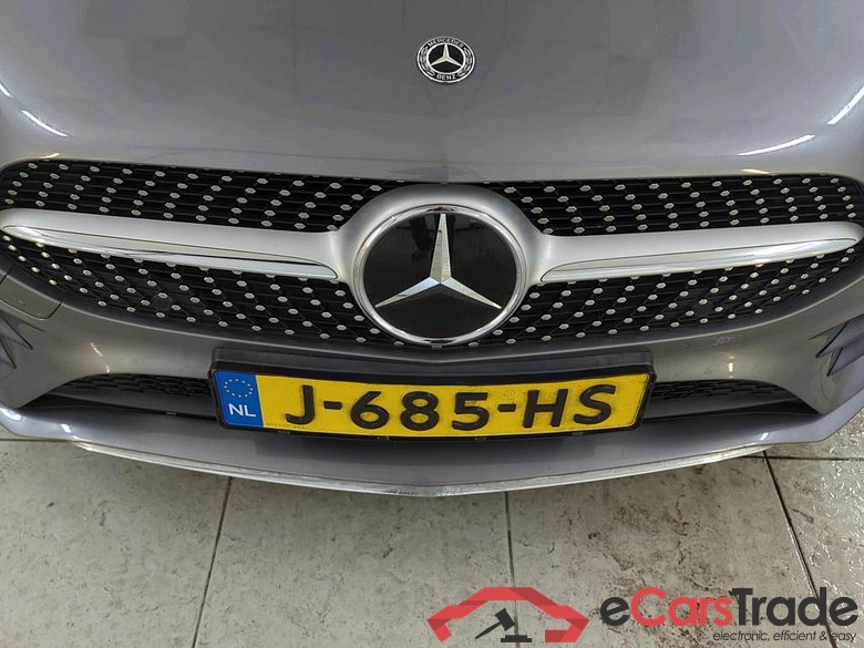 Mercedes-Benz A-Klasse Limousine A 250 e 8G-DCT Business Sol AMG Limited 4d #5