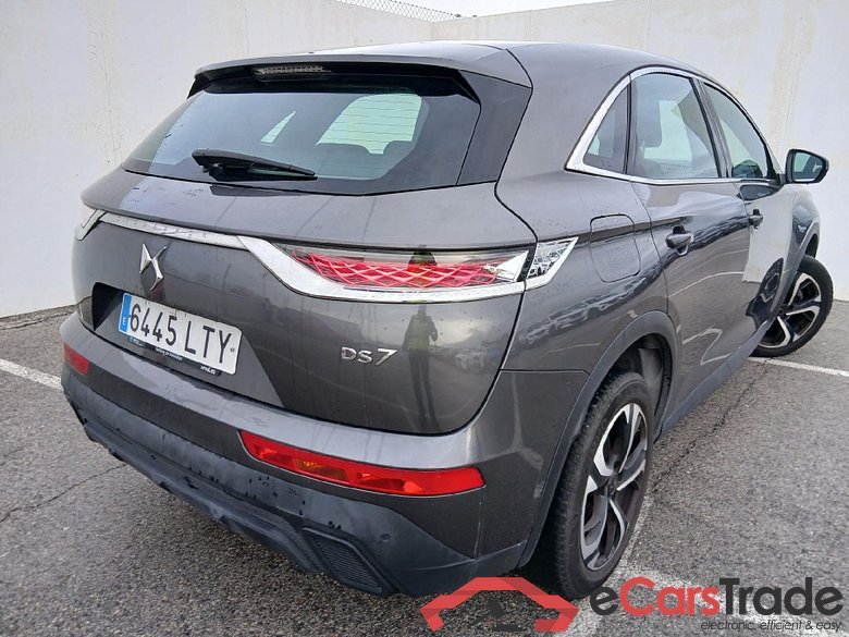 DS DS 7 Crossback / 2017 / 5P / todoterreno BlueHDi DE 96kW (130CV) Auto. CHIC (AC) #2