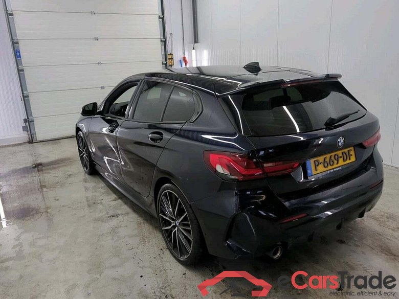BMW 1-serie 118i Executive #6