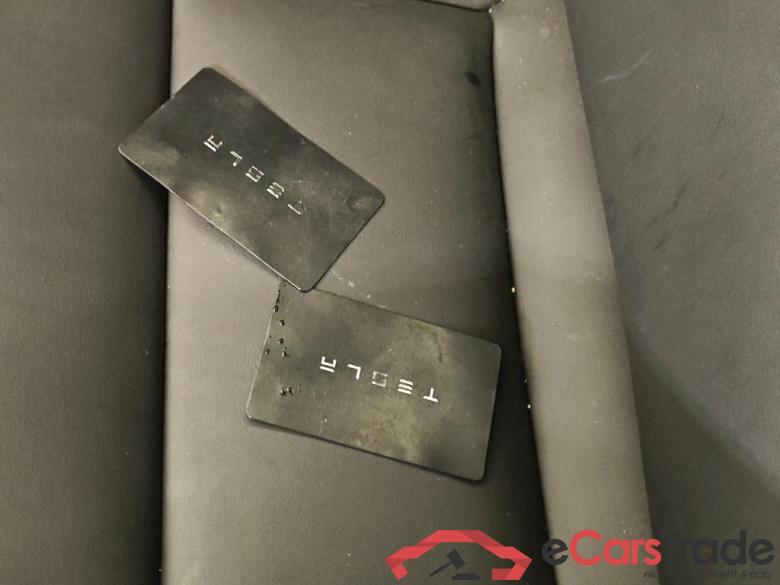 Tesla Model 3 Standard Range Plus RWD 4d #4