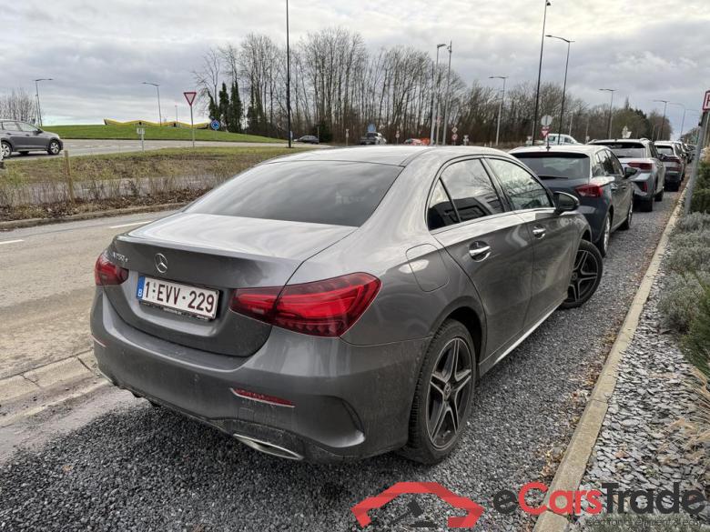 MERCEDES-BENZ A Sedan Sedan 250 e PHEV AMG Line (160 kW) #4