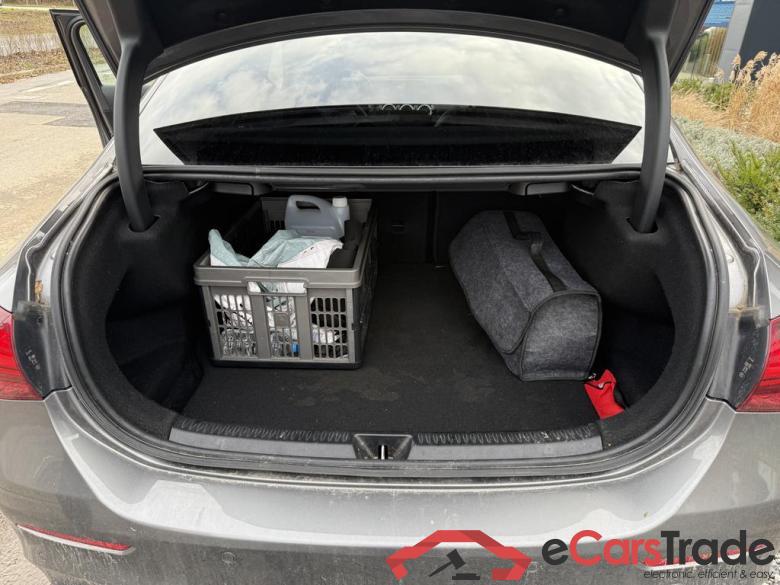 MERCEDES-BENZ A Sedan Sedan 250 e PHEV AMG Line (160 kW) #5
