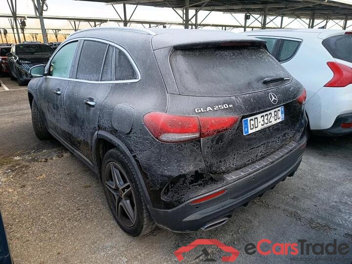 Mercedes GLA 250e Plug-In Hybrid AMG Aut. Pano LED-Multibeam Widescreen Burmester Ambient Navi Sport-Leather KeylessGo Camera Klima PDC ... #4