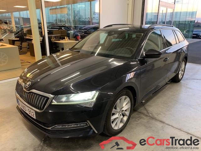 SKODA Superb Combi Superb Wagon Ambition 1,4 TSI iV 160 kW 6-speed automat. #1