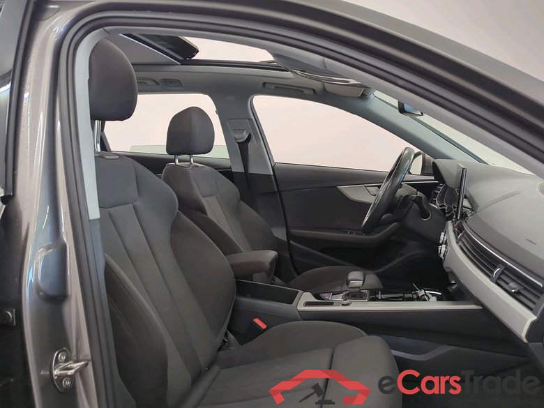 Audi A4 Avant 40 TFSI S tronic Launch edition Business 5d #3