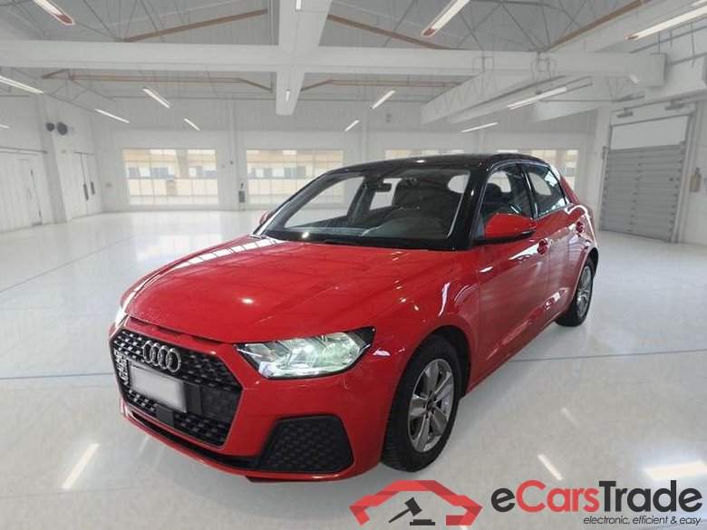 AUDI A1 / 2018 / 5P / BERLINA 25 TFSI BASE SPORTBACK #1