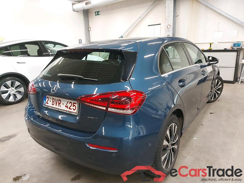 MERCEDES - MER A 250 e 218PK DCT Business Solution * HYBRID * #2