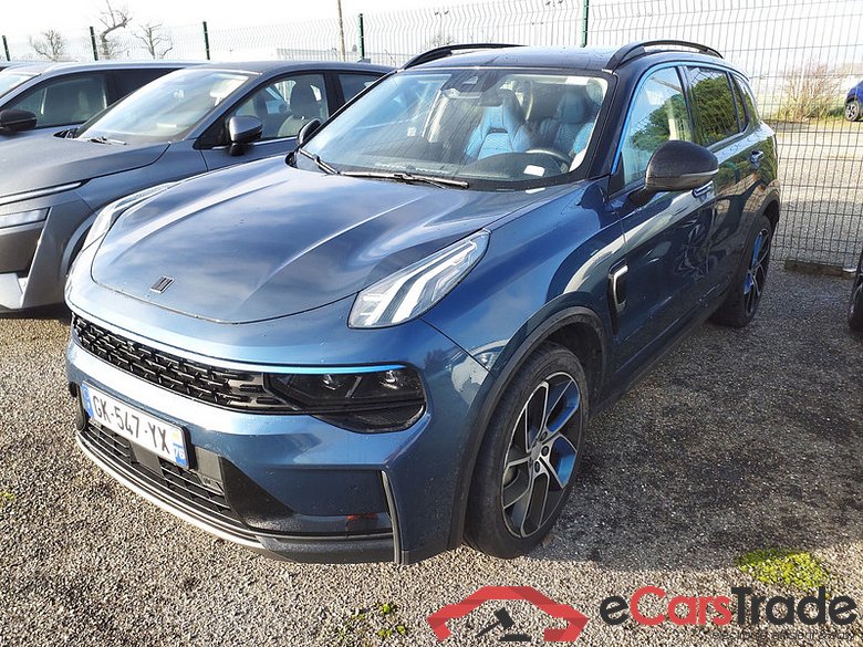 Lynk&Co 01 1.5i Plug-In Hybrid Aut. Pano LED-Xenon Virtual Infinity ACC Navi Sport-Seats KeylessGo Camera 360 Klima PDC ...