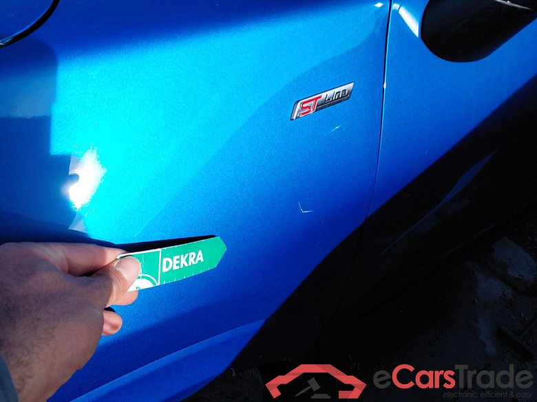 FORD Puma X 1.0 EcoBoost 155cv S6.2 ST Line (Pano) #6