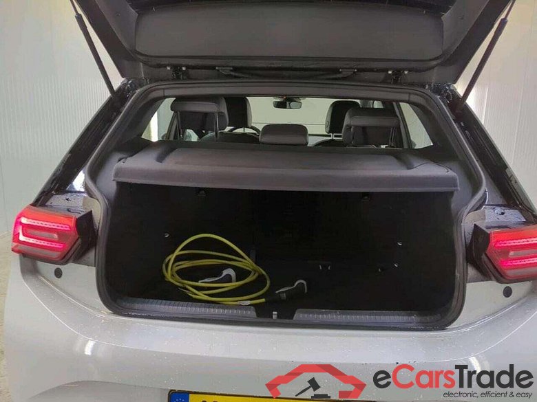 VOLKSWAGEN ID.3 First Plus 58 kWh #5