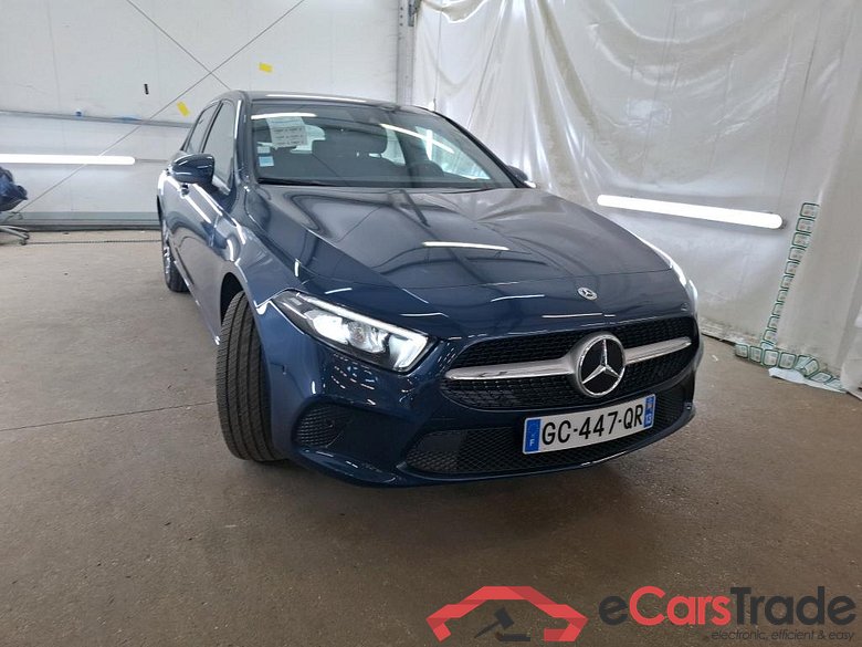 MERCEDES-BENZ Classe A Compact / 2018 / 5P / Berline A 250 e Business Line 8G-DCT #4